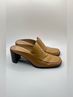 Franco Sarto Women’s Camel  Leather Upper Slip-On Block Heel Mules Size 7M